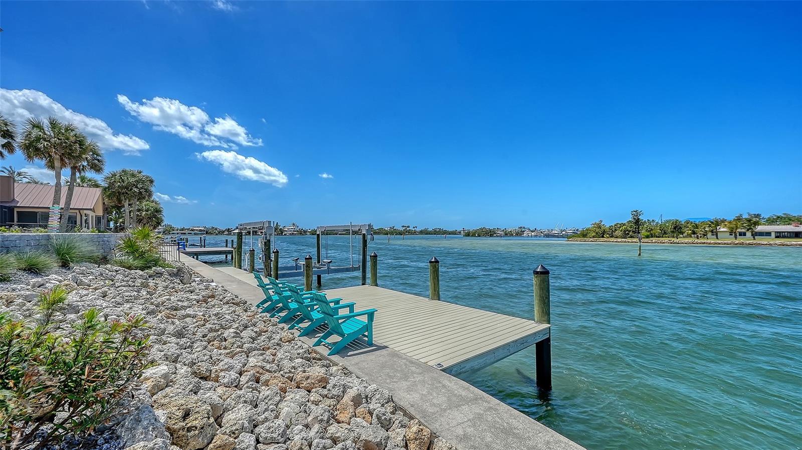 NORTH POINT HARBOUR UNIT THREE - Residential