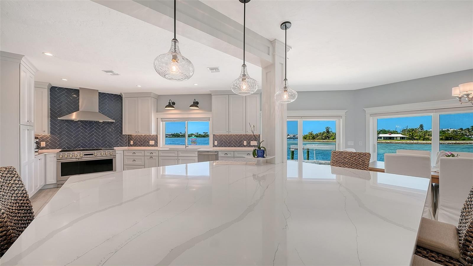 NORTH POINT HARBOUR UNIT THREE - Residential