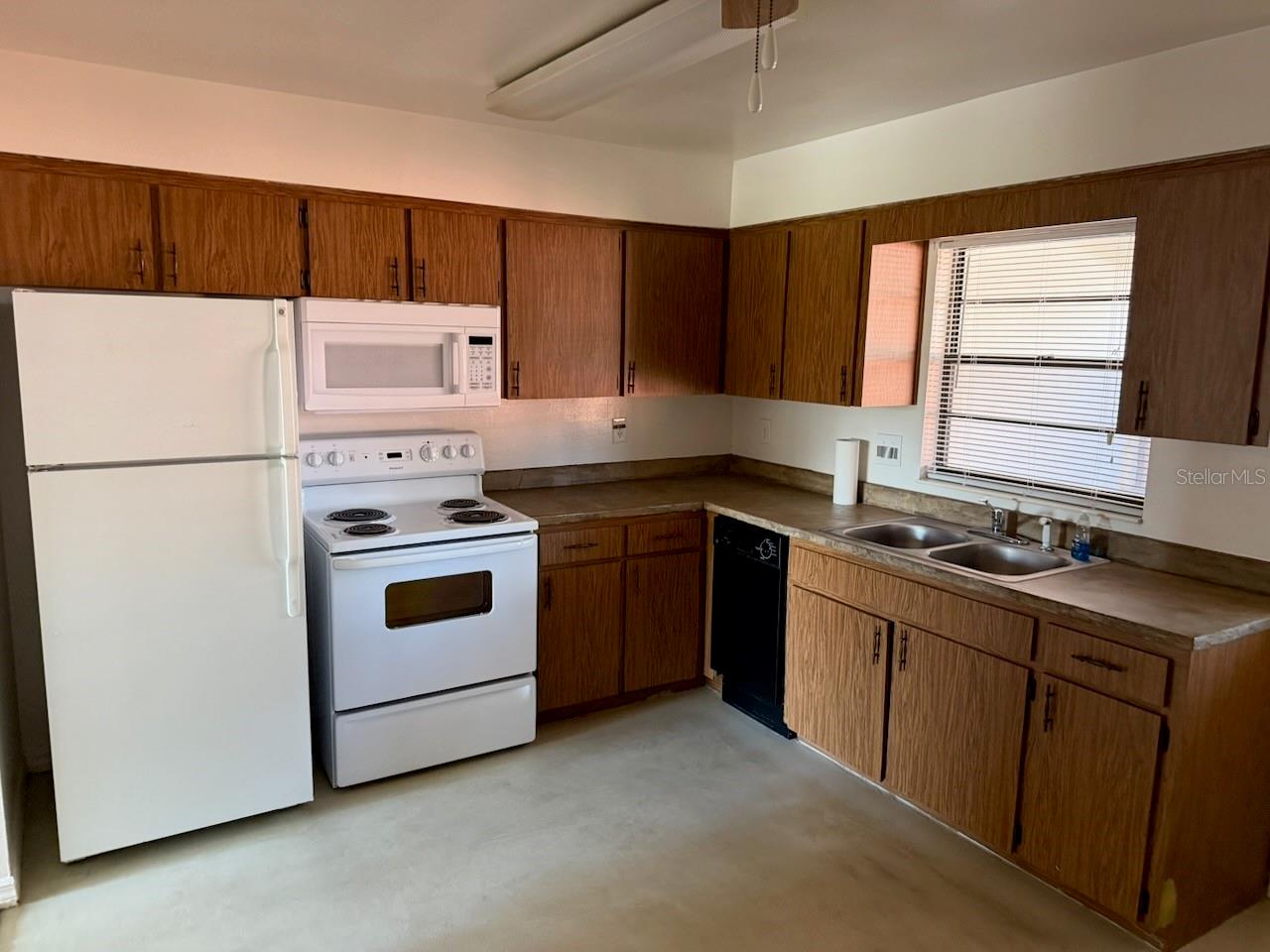 ST CLOUD 2ND TOWN OF - Residential Lease