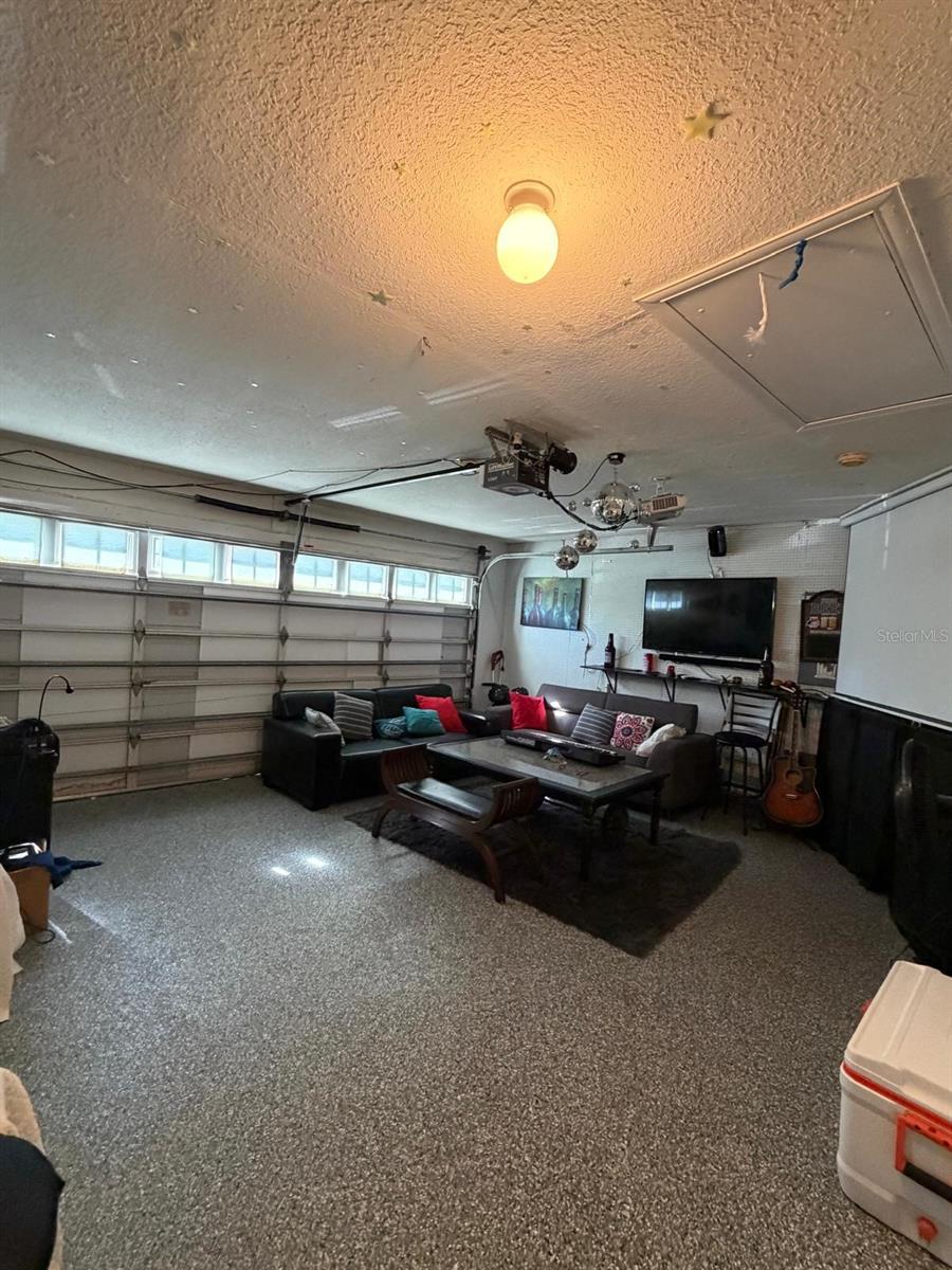 WALDEN LAKE UNIT 33 1 PH C - Residential