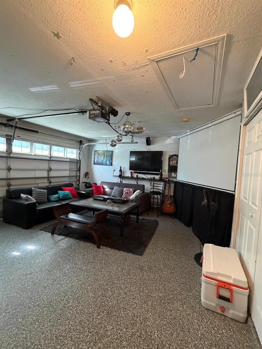 WALDEN LAKE UNIT 33 1 PH C - Residential