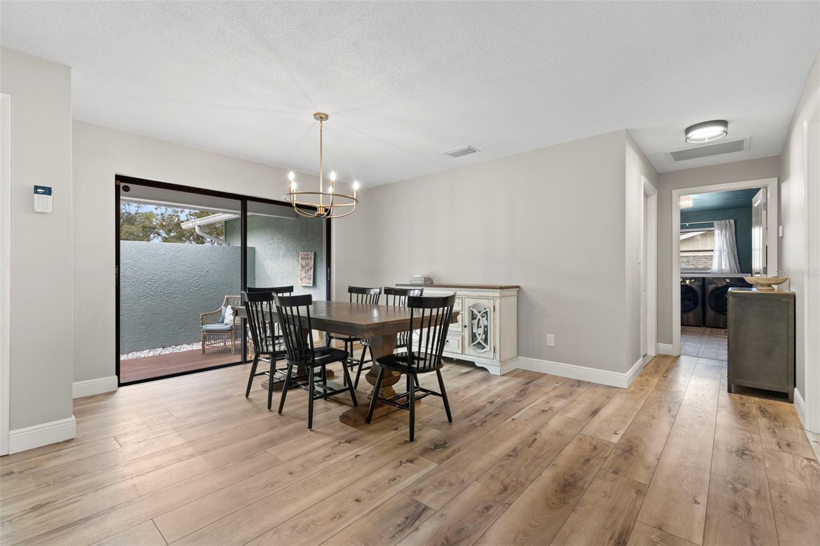 WESTLAKE VILLAGE - Residential