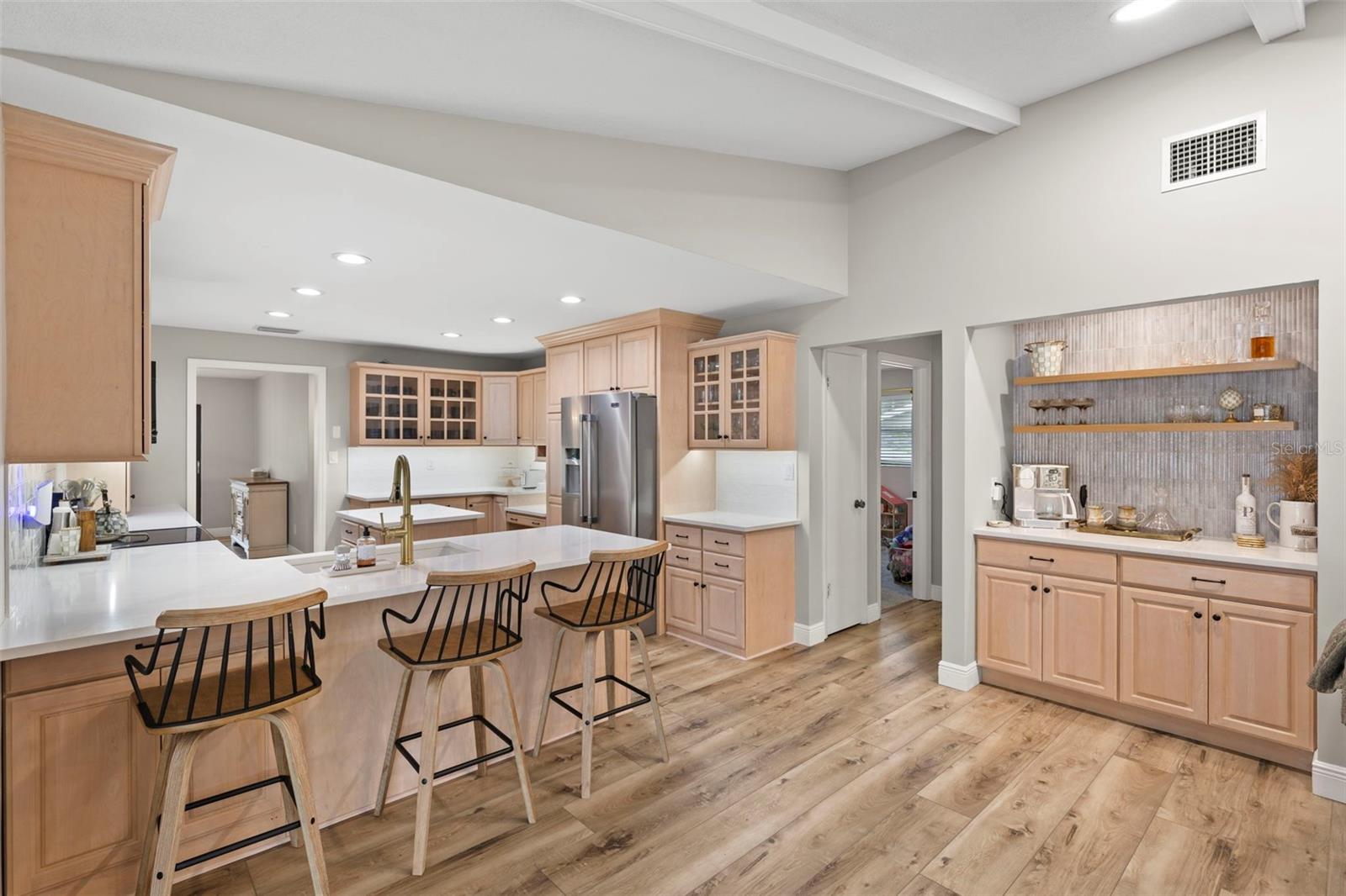 WESTLAKE VILLAGE - Residential