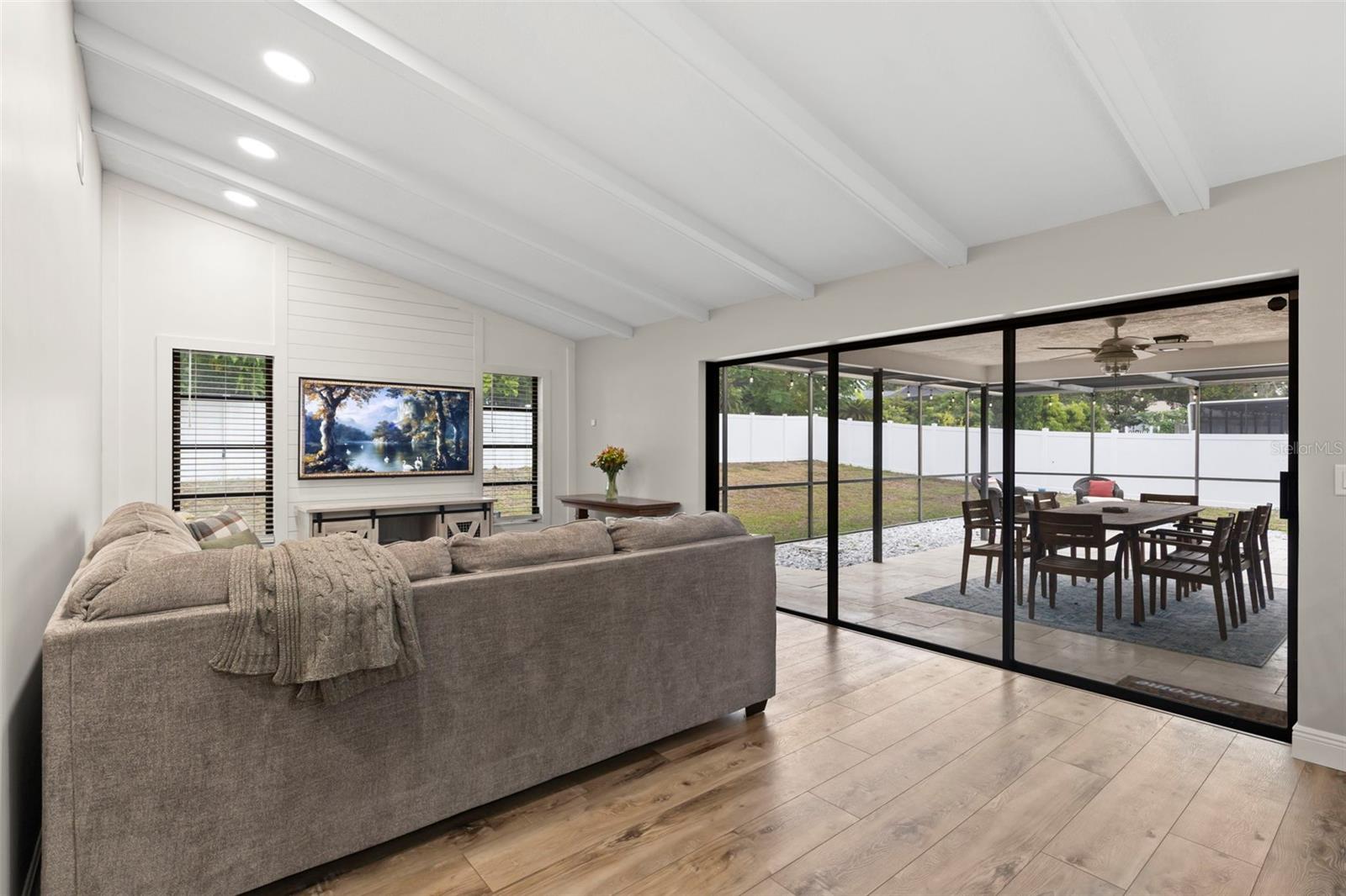 WESTLAKE VILLAGE - Residential