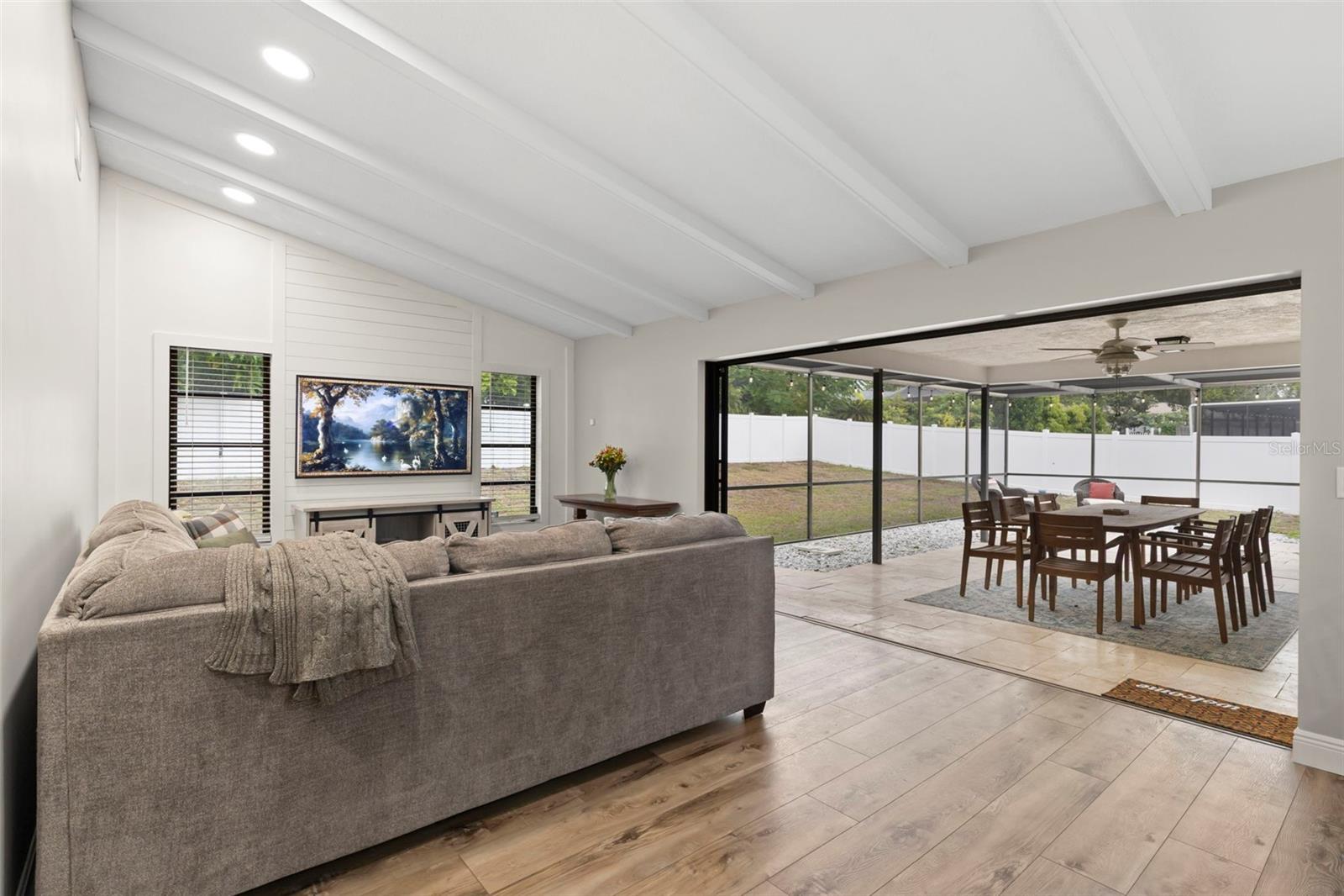 WESTLAKE VILLAGE - Residential