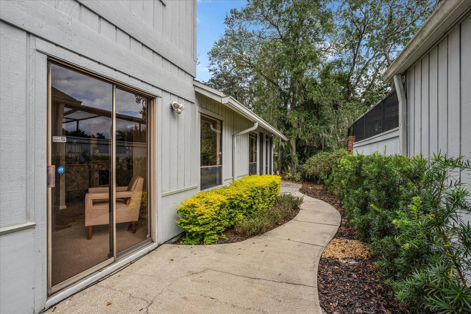 SABAL POINT AT SABAL GREEN - Residential