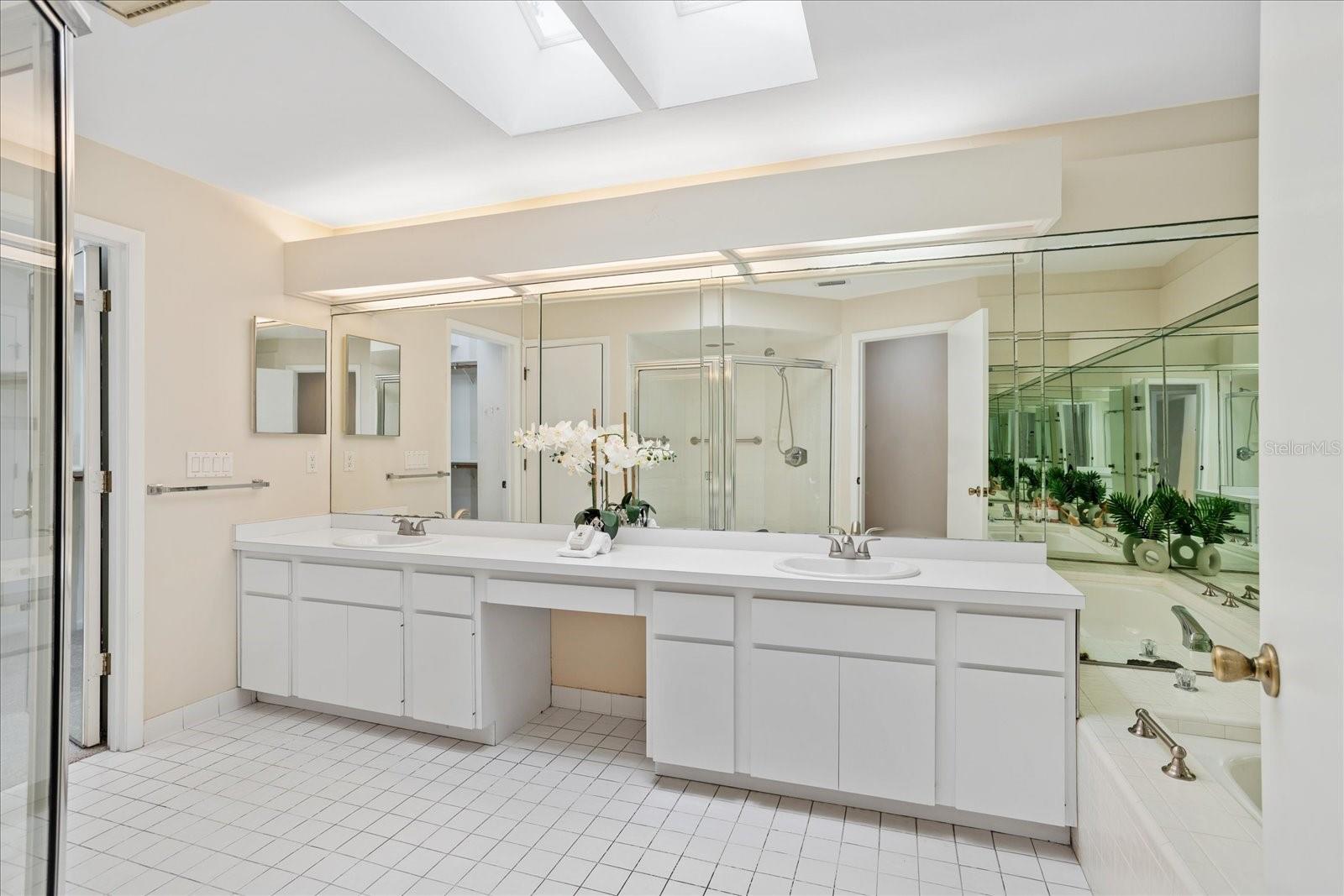 SABAL POINT AT SABAL GREEN - Residential