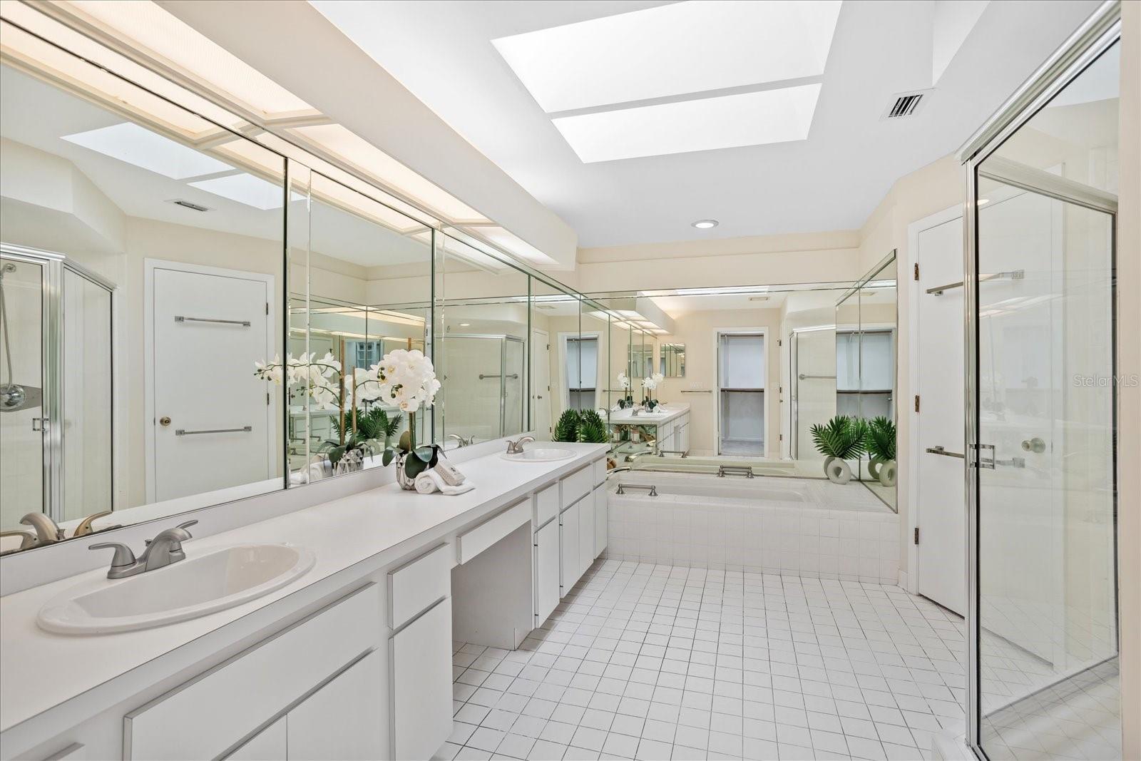 SABAL POINT AT SABAL GREEN - Residential