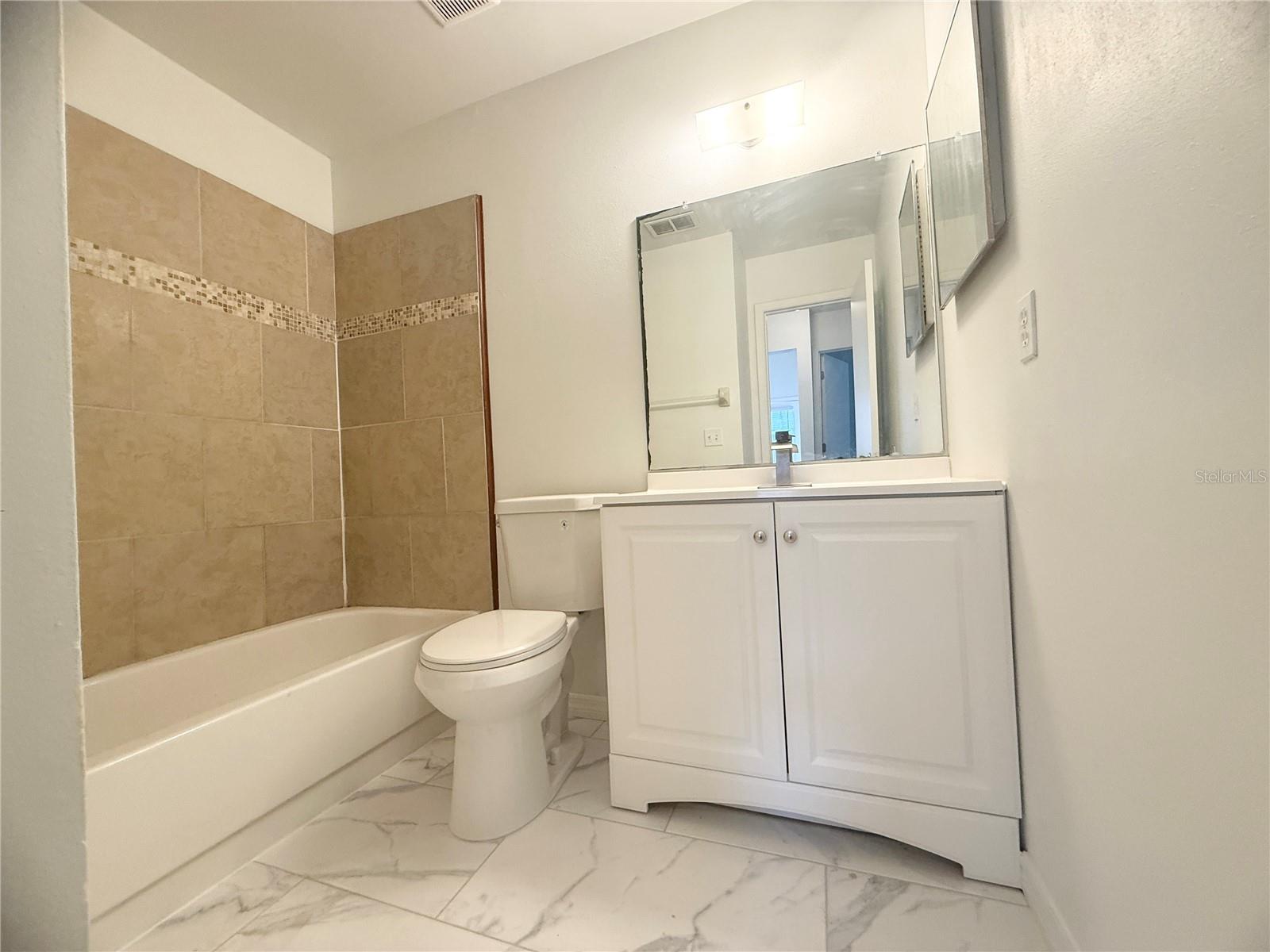 CHELSEA SQUARE 4A - Residential