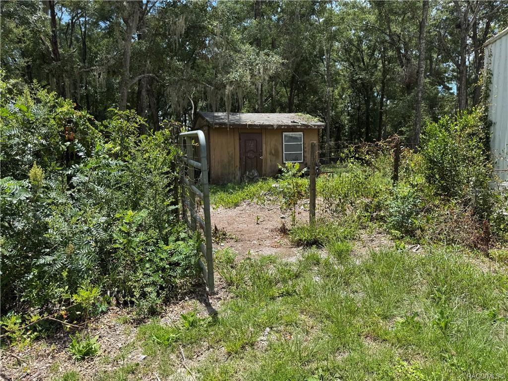 COUNTRY WALK ESTATE - Residential