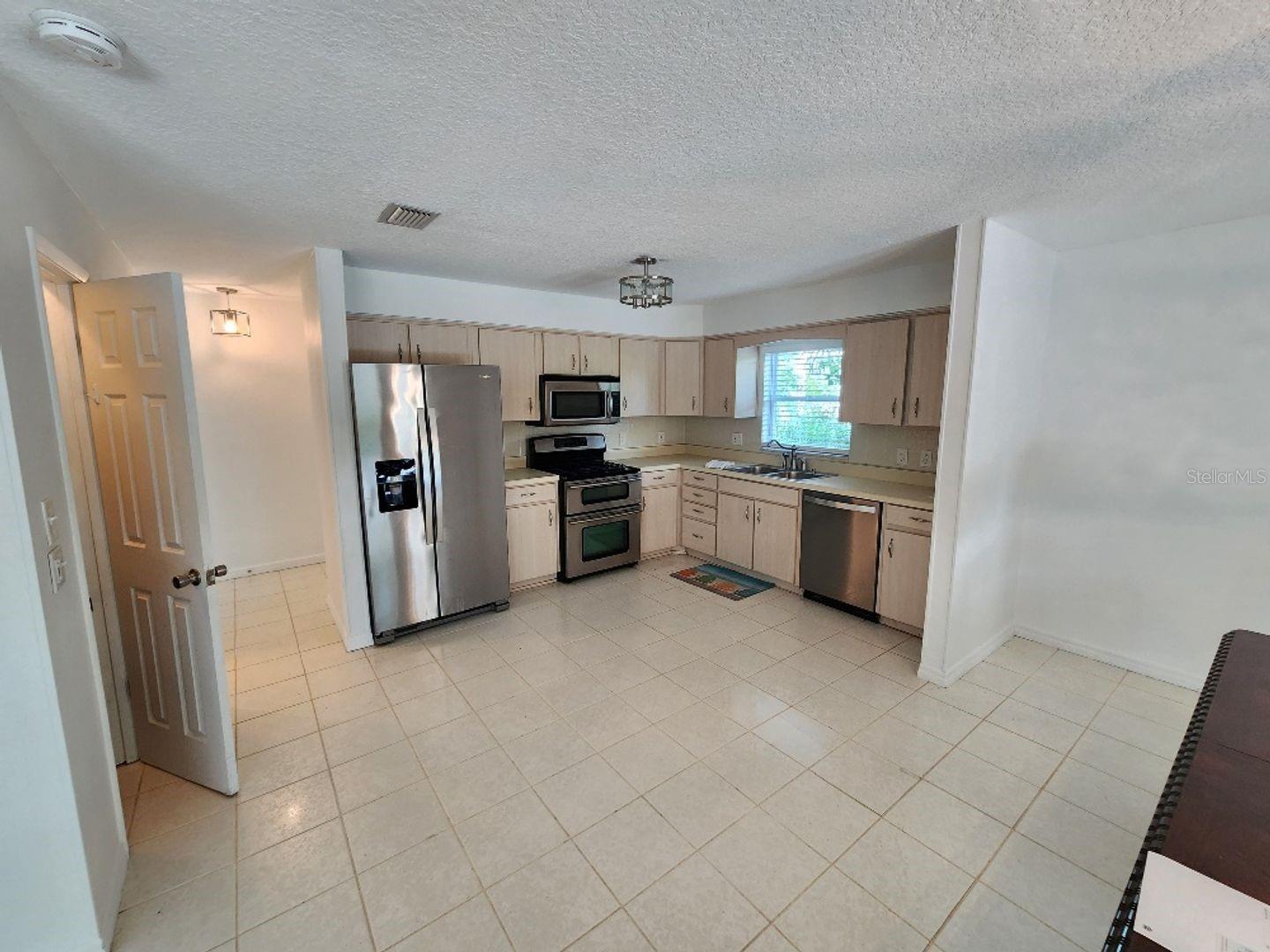NEW SMYRNA BEACH - Residential Lease