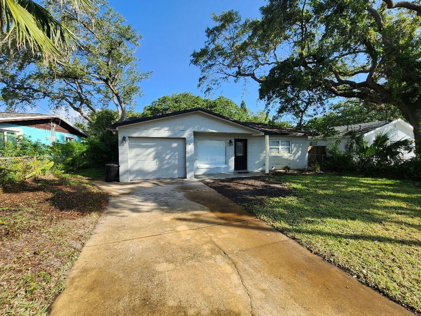 NEW SMYRNA BEACH - Residential Lease