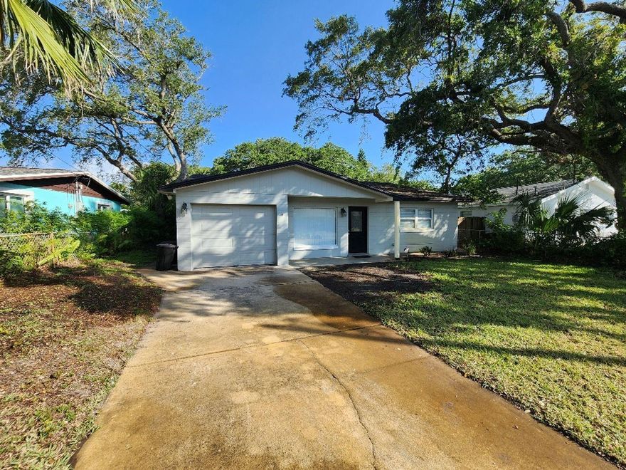 Just one block to the beach, this charming 2-bedroom, 2-bathroom, 1 car garage home offers the ultimate coastal living experience. The interior features an open floor plan with a spacious living room that has lots of light. The open kitchen is equipped with stainless steel appliances, including a gas range, and plenty of cabinet and counter space. The large private backyard, shaded by beautiful heritage oaks. 1+ year lease, pets negotiable.