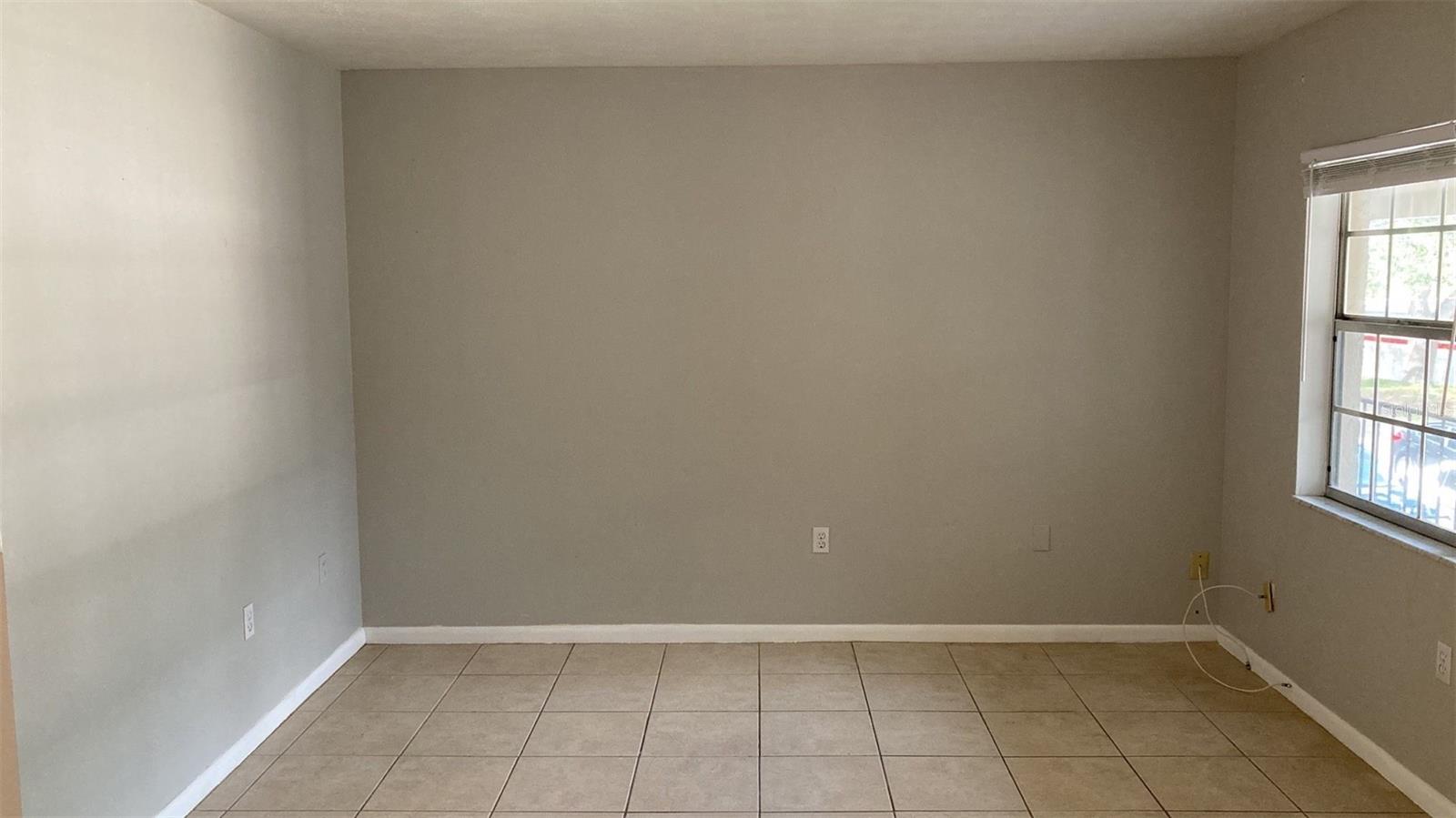 LA VENTURA A CONDO - Residential Lease