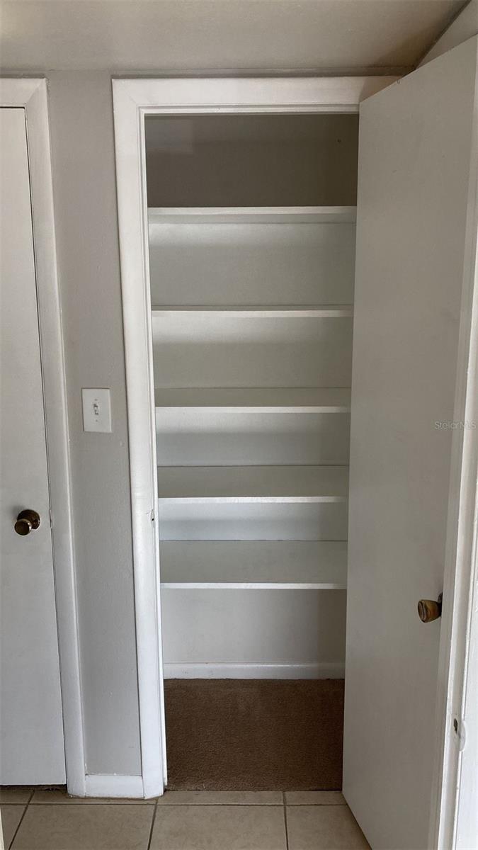 LA VENTURA A CONDO - Residential Lease