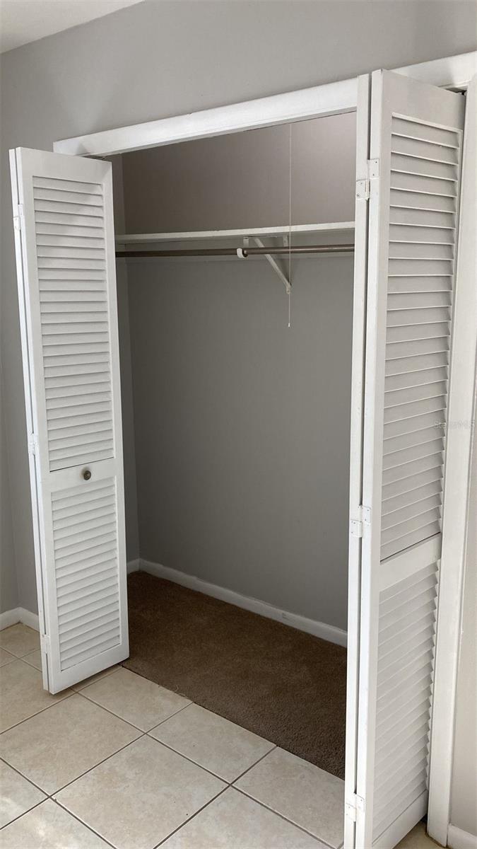 LA VENTURA A CONDO - Residential Lease