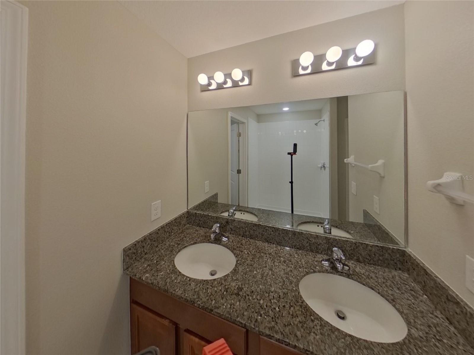 TWIN CREEKS PH 1 & 2 - Residential Lease