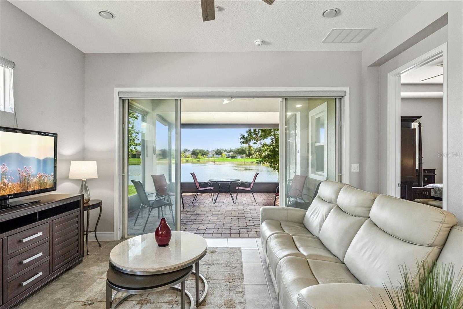 NORTHWEST LAKESIDE GROVES PH 1 - Residential