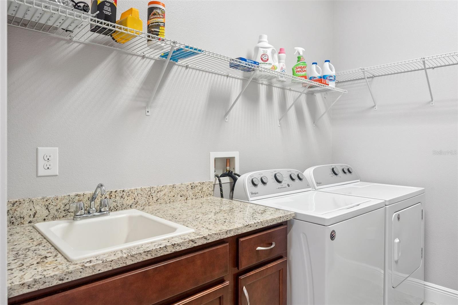 NORTHWEST LAKESIDE GROVES PH 1 - Residential