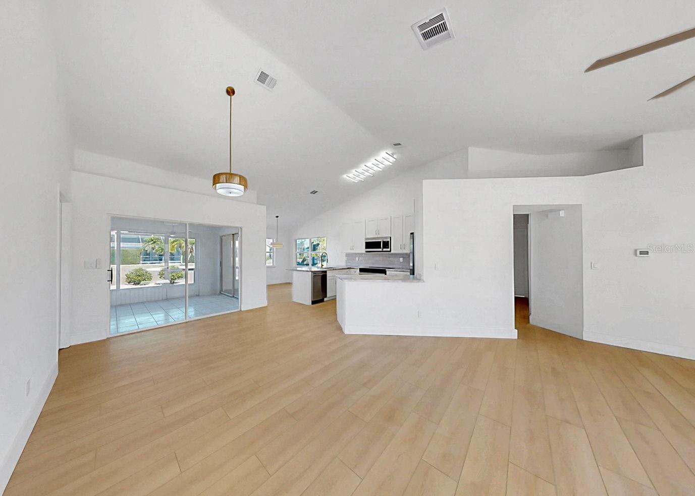 1YA | SUN CITY CENTER UNIT 253 PHASE 1 - Residential