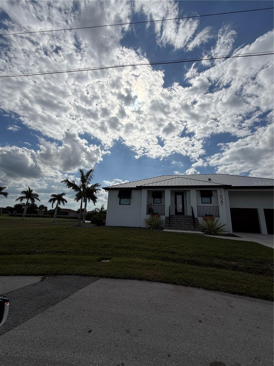 PUNTA GORDA ISLES SEC 12 - Land