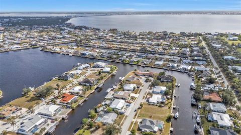 A home in PORT CHARLOTTE