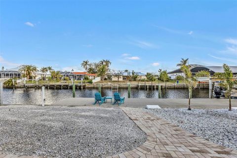 A home in PORT CHARLOTTE