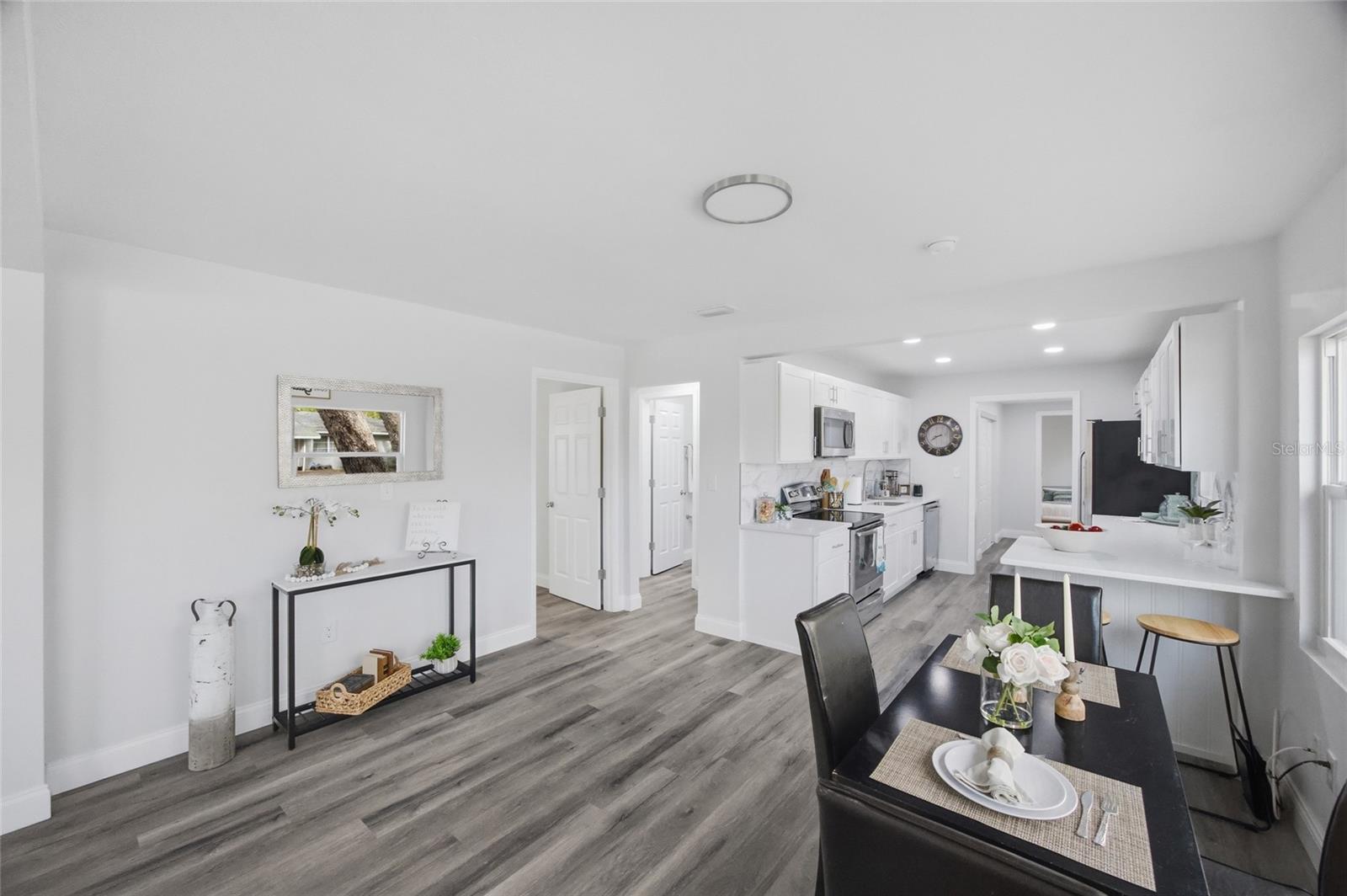 CAROLINA TERRACE - Residential