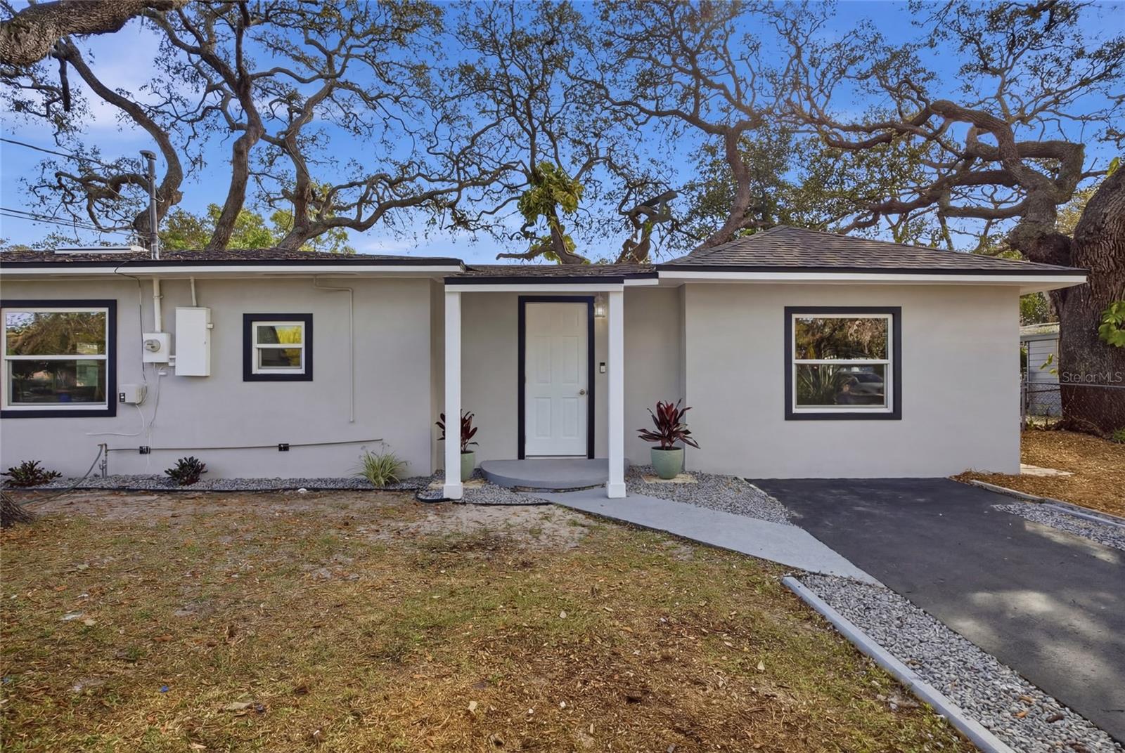 CAROLINA TERRACE - Residential