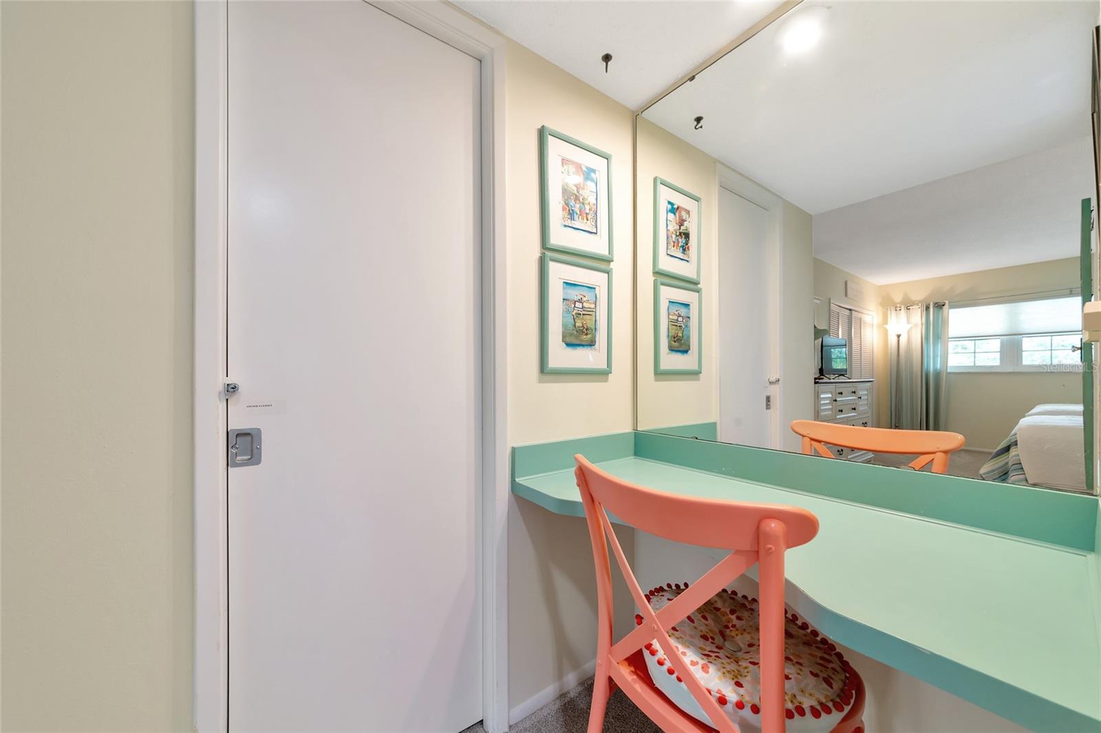 NO 1 PALM-AIRE DESOTO LAKES CC APT CONDO - Residential