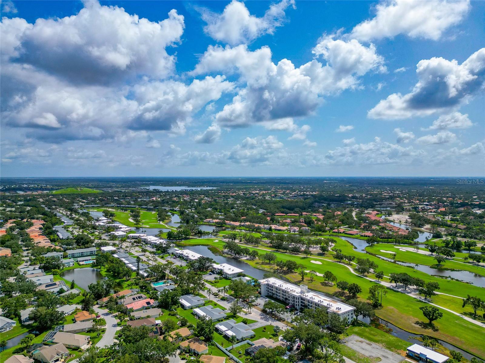NO 1 PALM-AIRE DESOTO LAKES CC APT CONDO - Residential