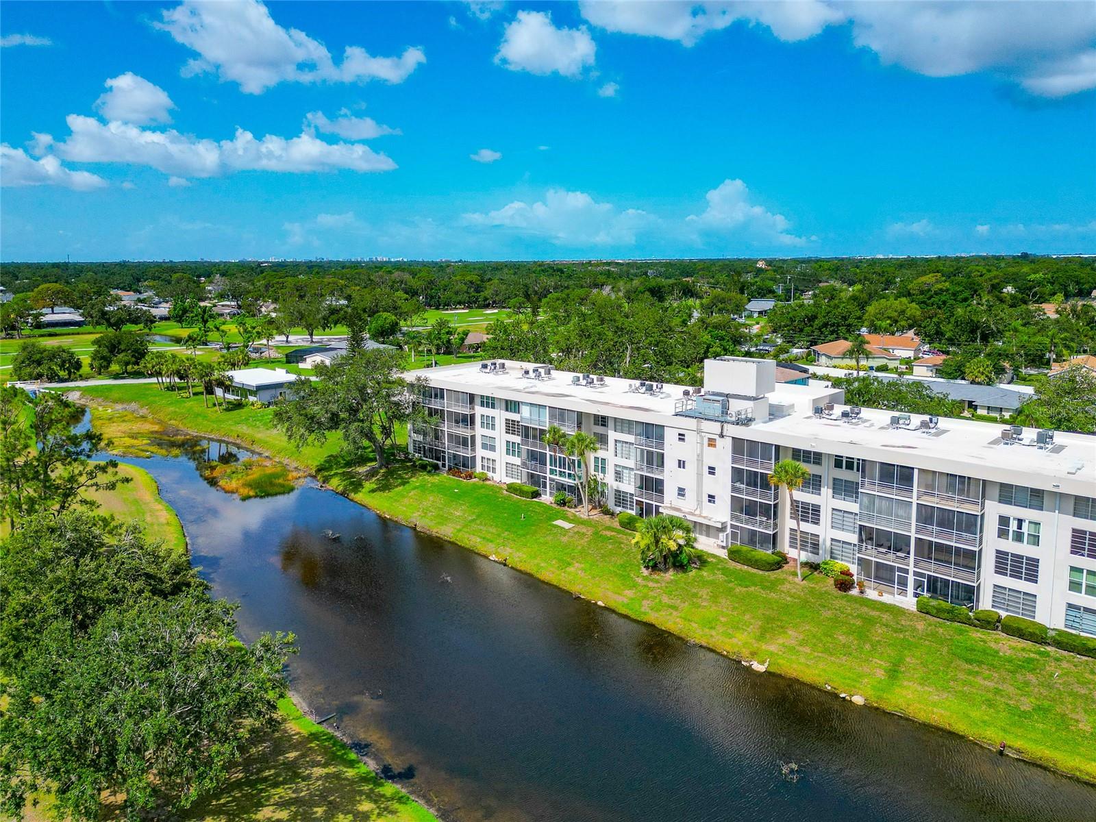 NO 1 PALM-AIRE DESOTO LAKES CC APT CONDO - Residential