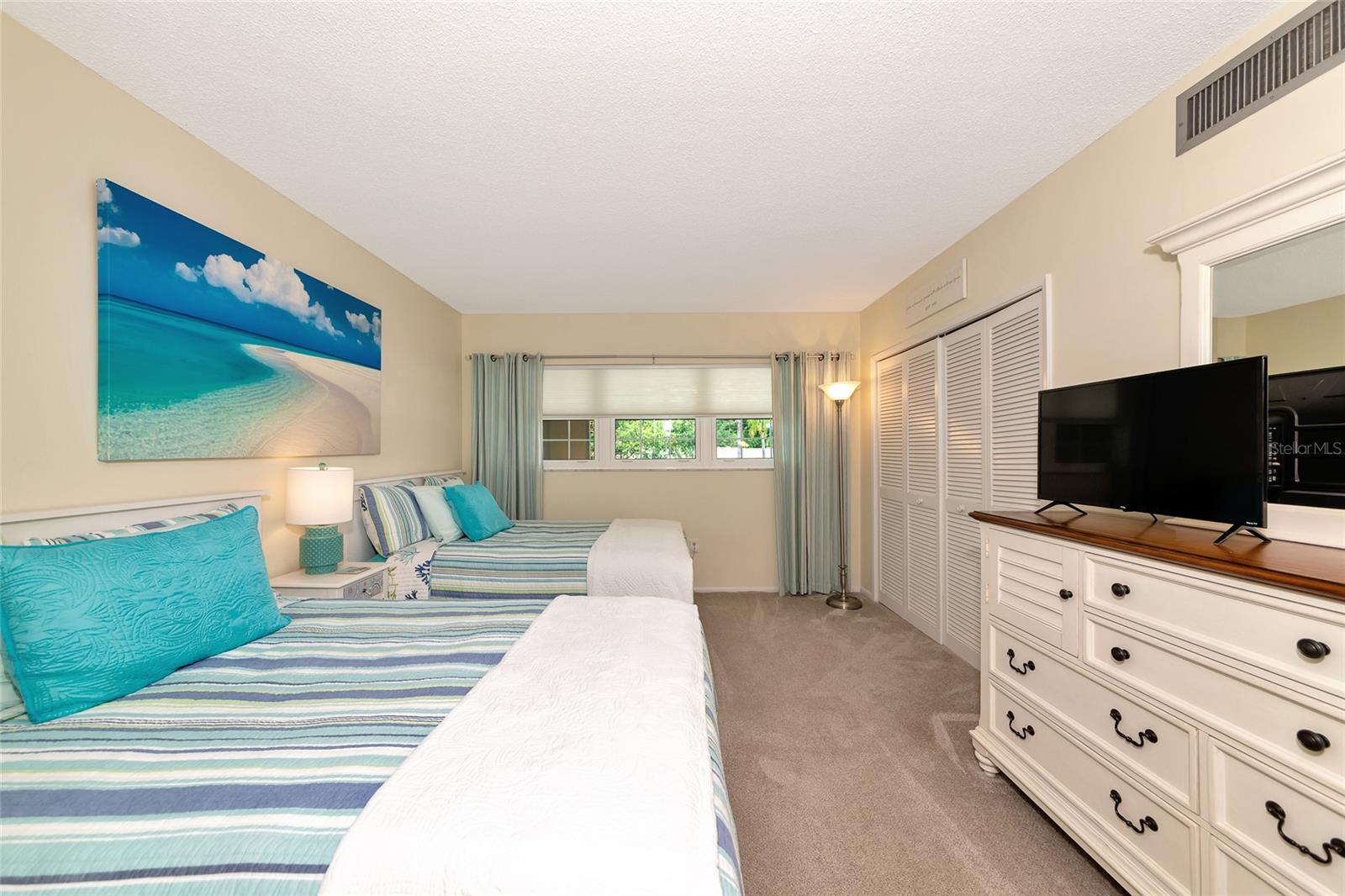 NO 1 PALM-AIRE DESOTO LAKES CC APT CONDO - Residential