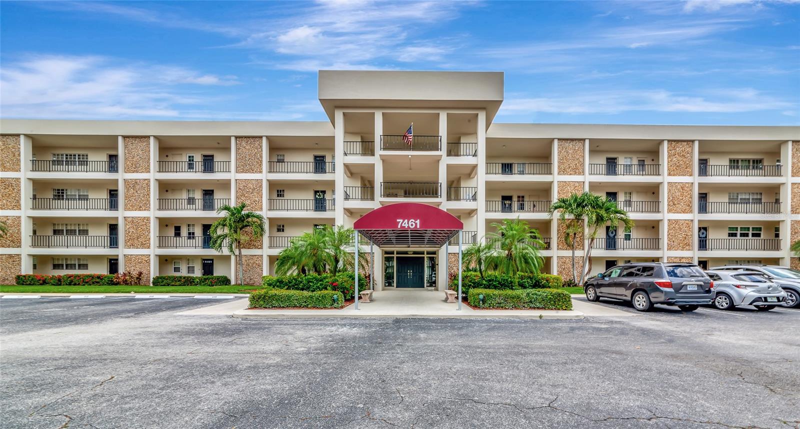 NO 1 PALM-AIRE DESOTO LAKES CC APT CONDO - Residential