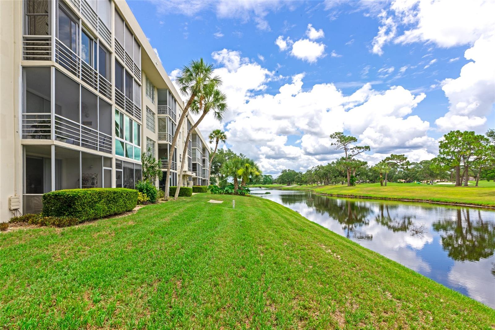 NO 1 PALM-AIRE DESOTO LAKES CC APT CONDO - Residential