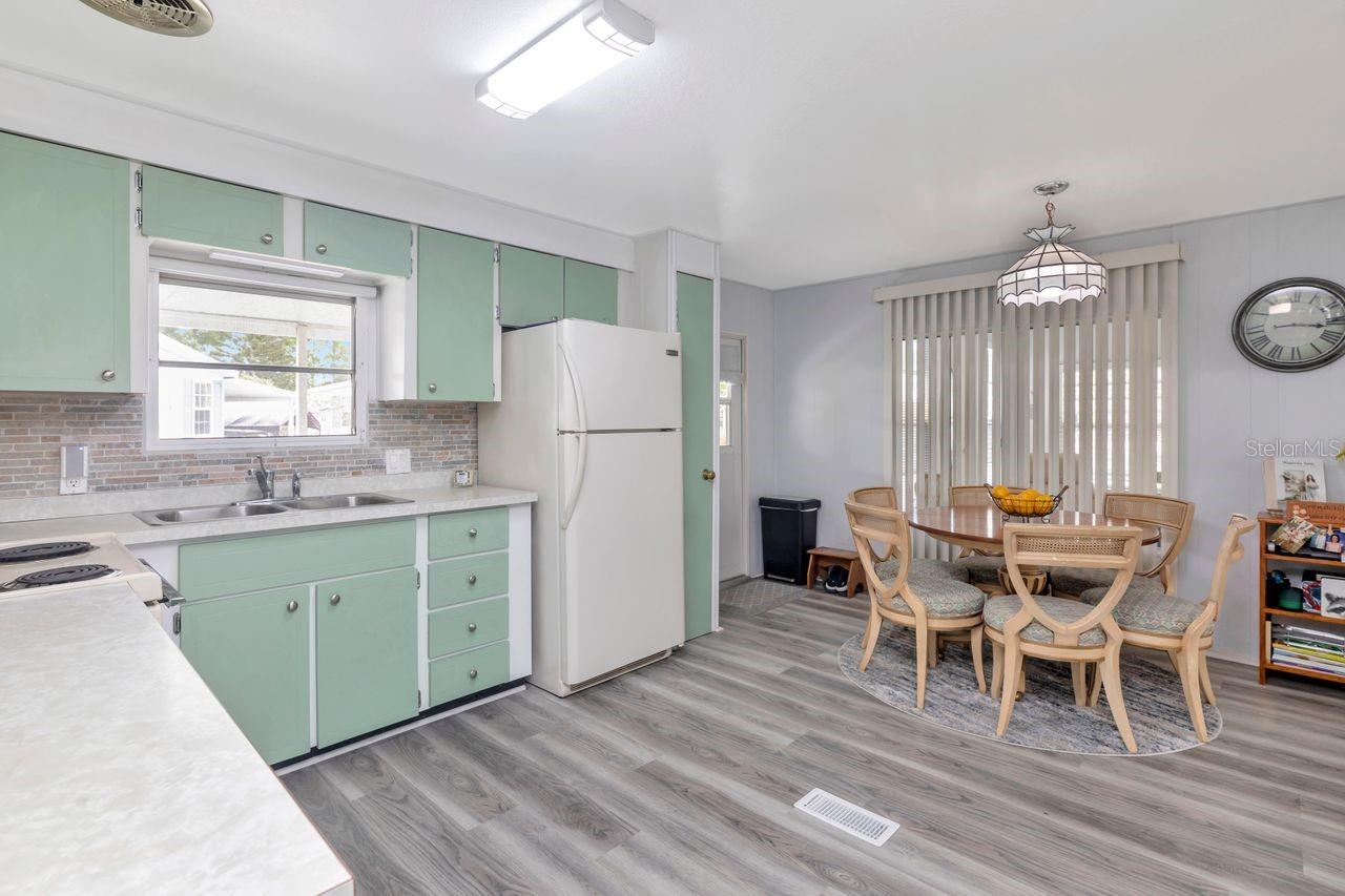 GROSSE POINTE CO-OP INC UNREC - Residential