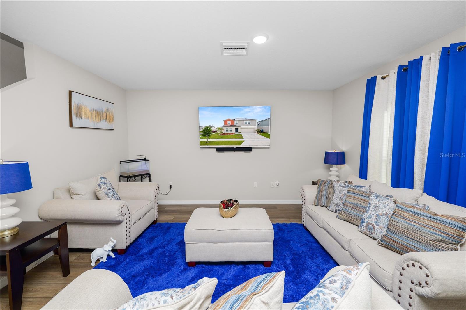 SCENIC TER SOUTH PH 1 - Residential