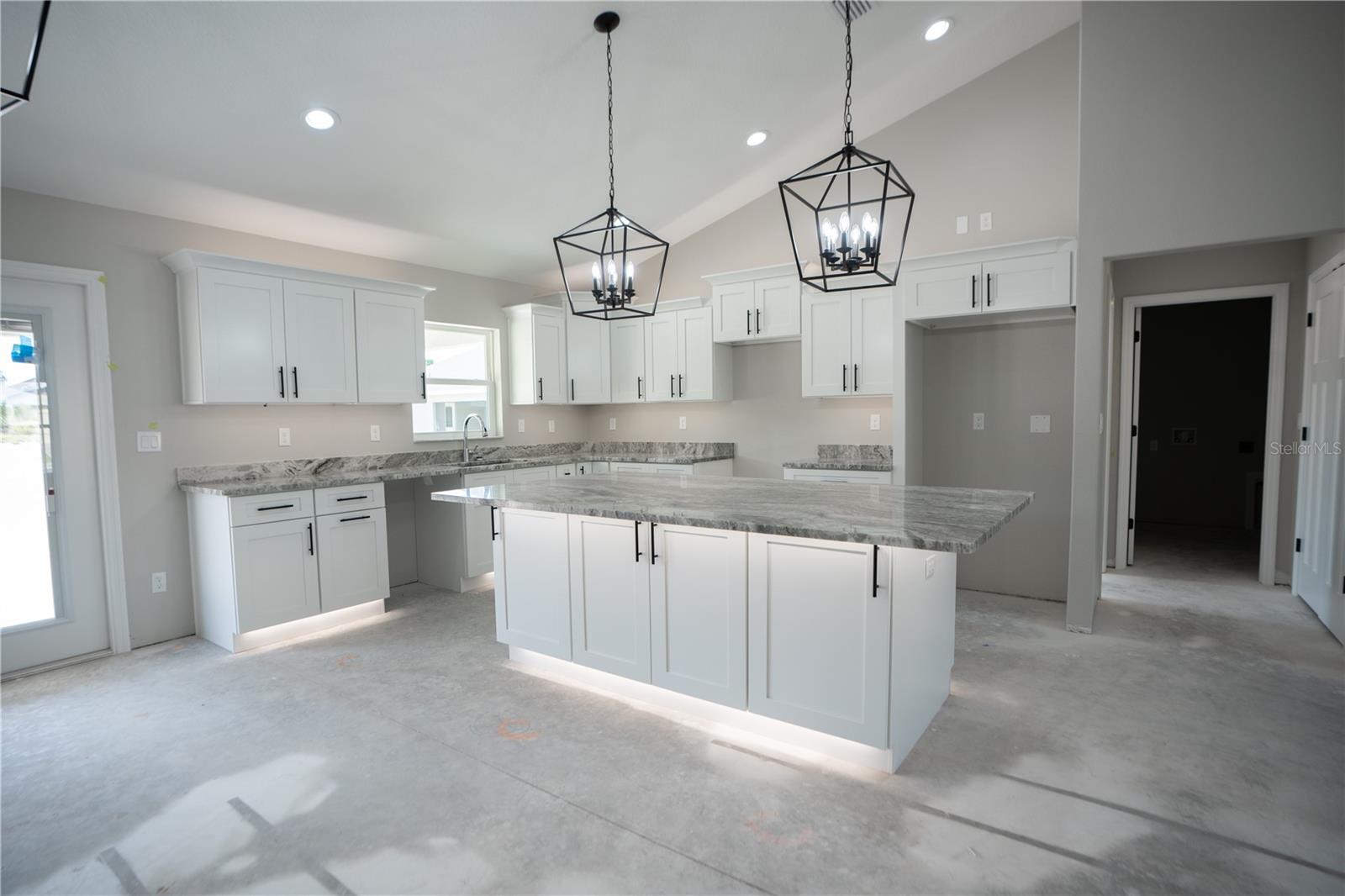 JULIETTE FALLS - Residential