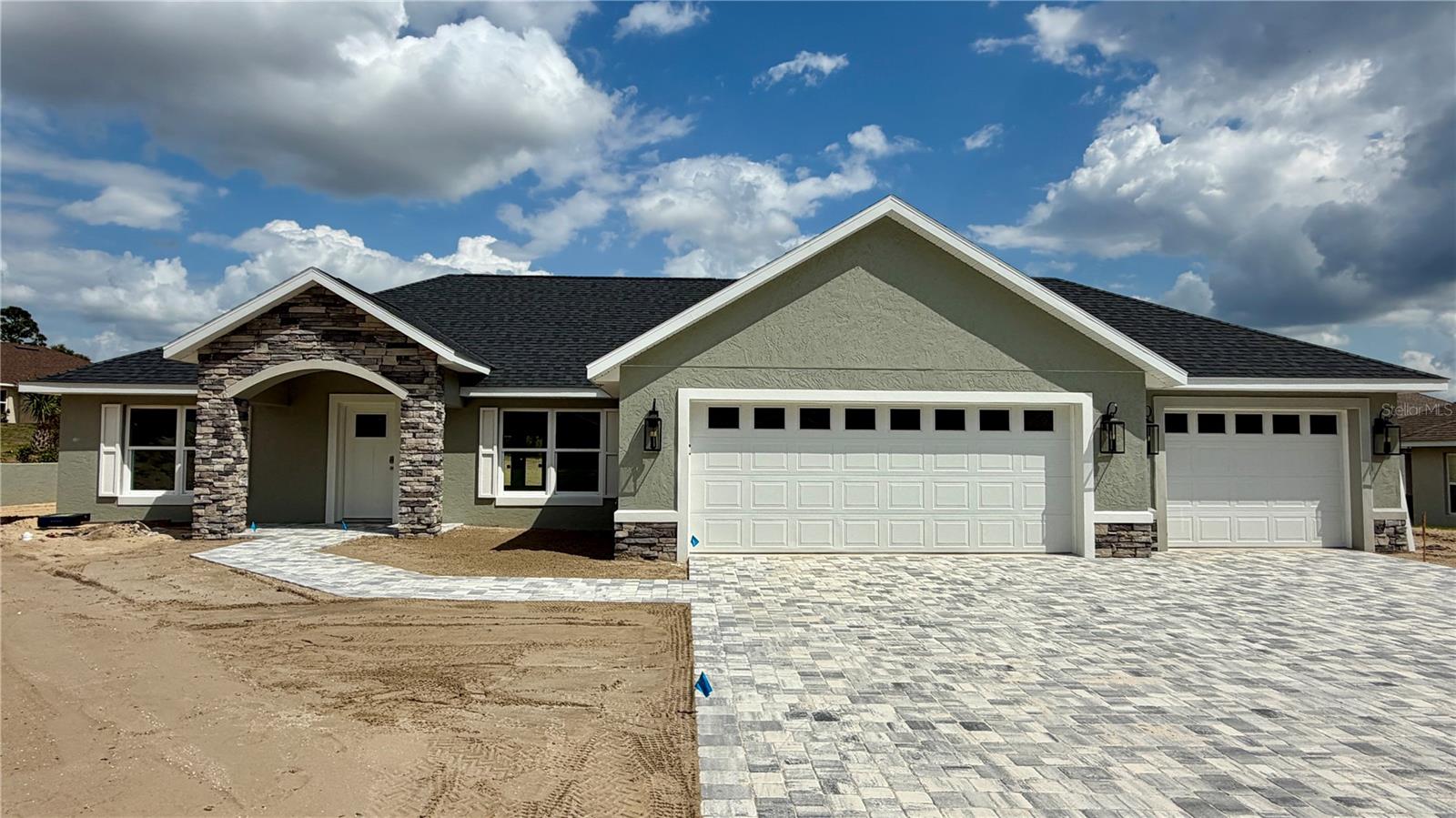 JULIETTE FALLS - Residential