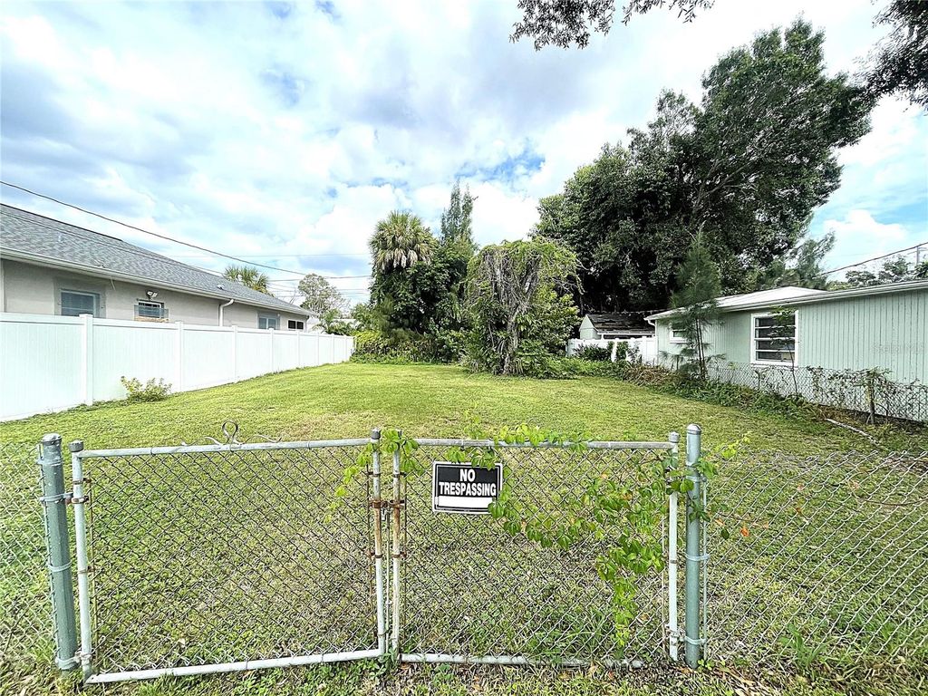 Photo of 67th Way N, St Petersburg, FL 33709 (MLS # TB8433228)
