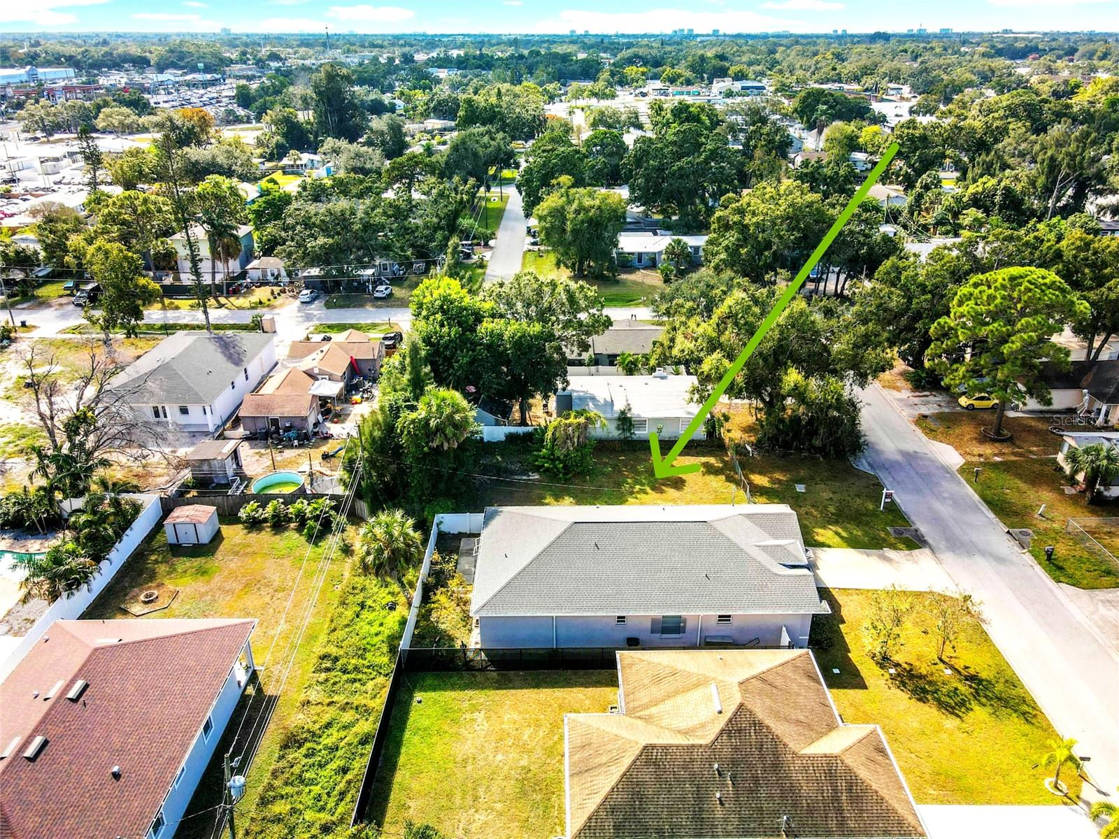 BAYNARD LEE JR 2 - Land