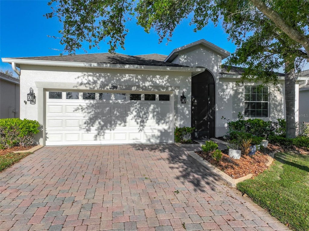 Photo of 4052 Serena Lane, Clermont, FL 34711 (MLS # O6450964)