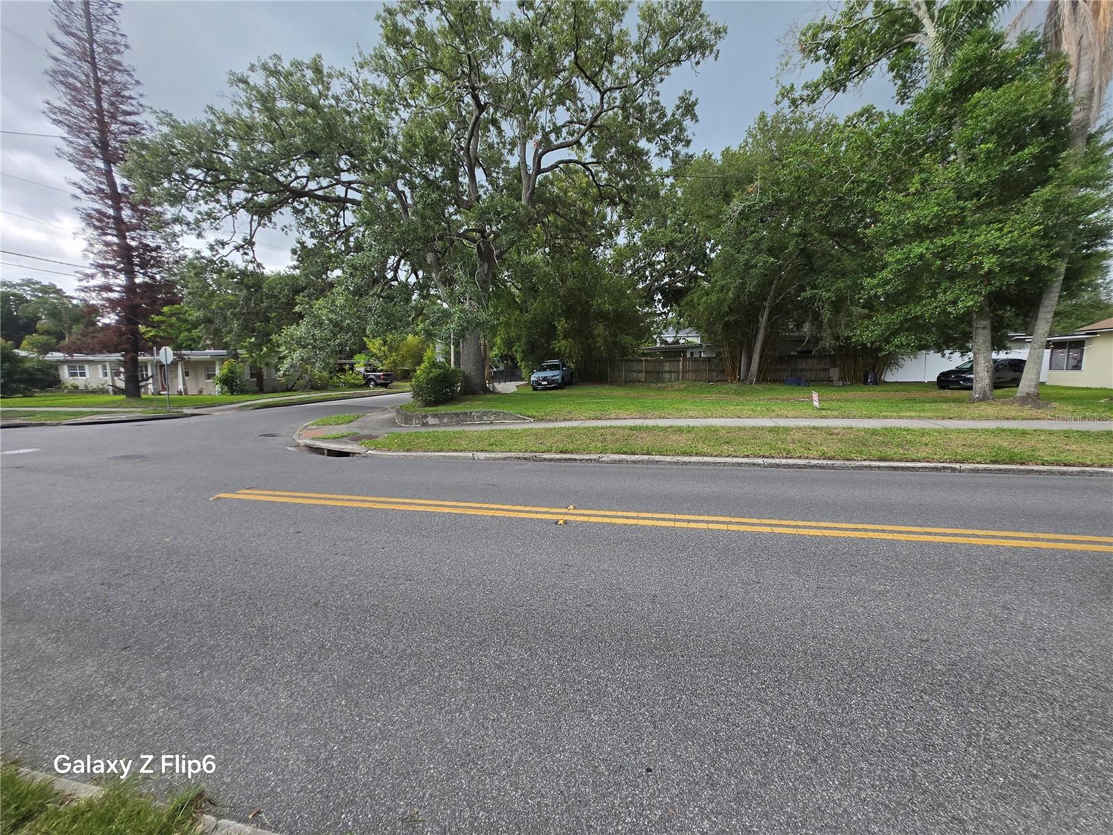 HELEN AVENUE