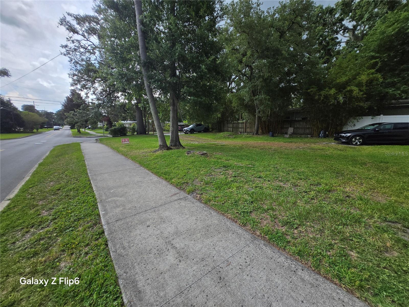 HELEN AVENUE