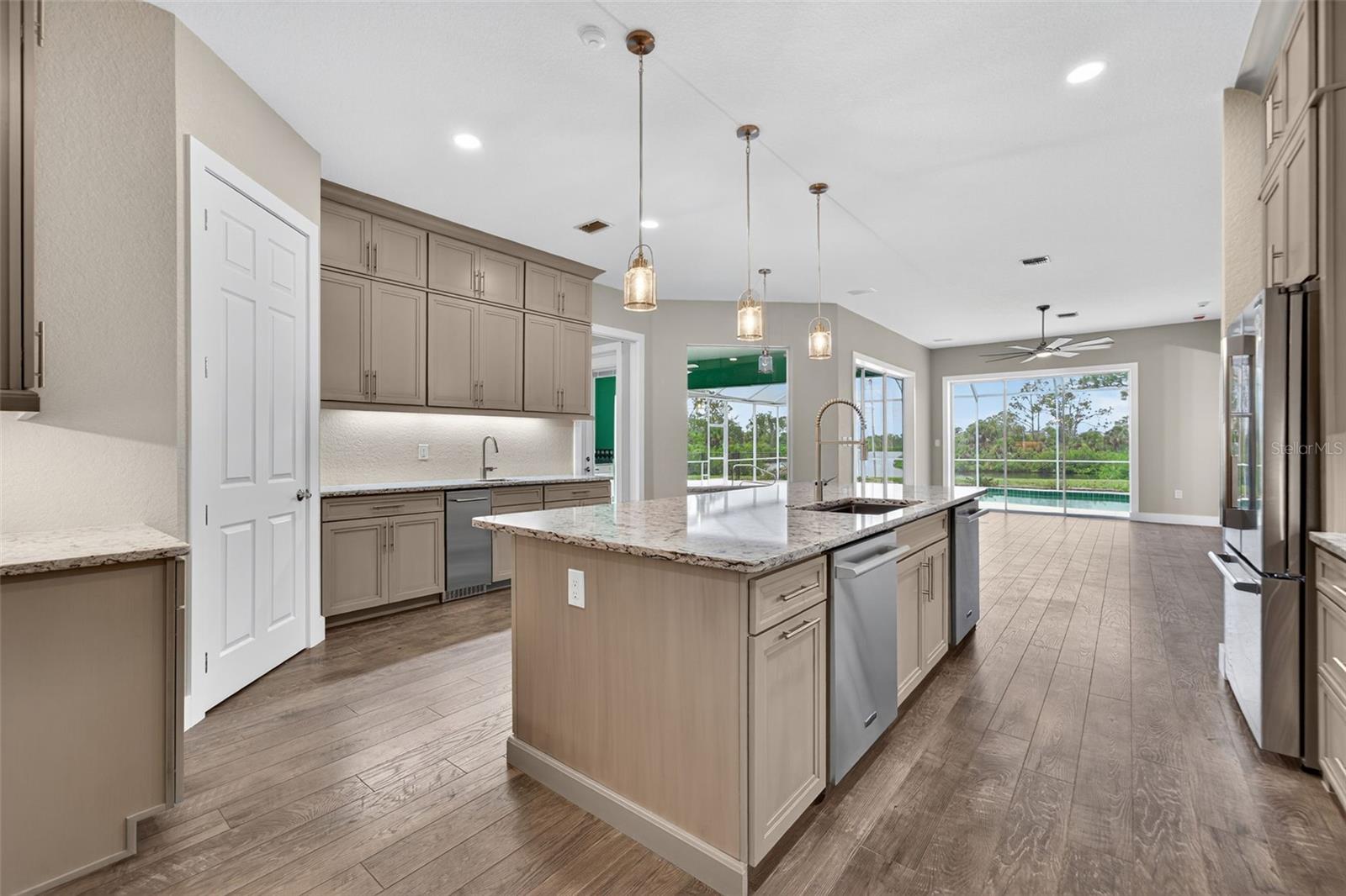 PORT CHARLOTTE - Residential