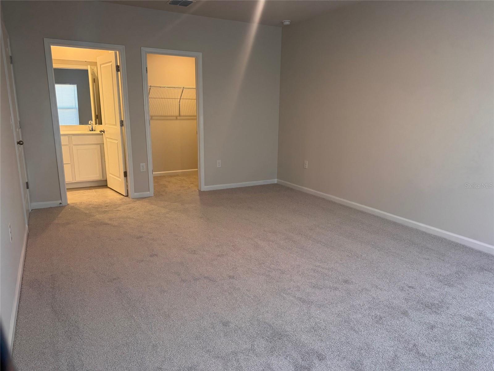 CRYSTAL LAKE PRESERVE - Residential Lease