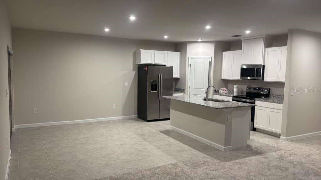 CRYSTAL LAKE PRESERVE - Residential Lease