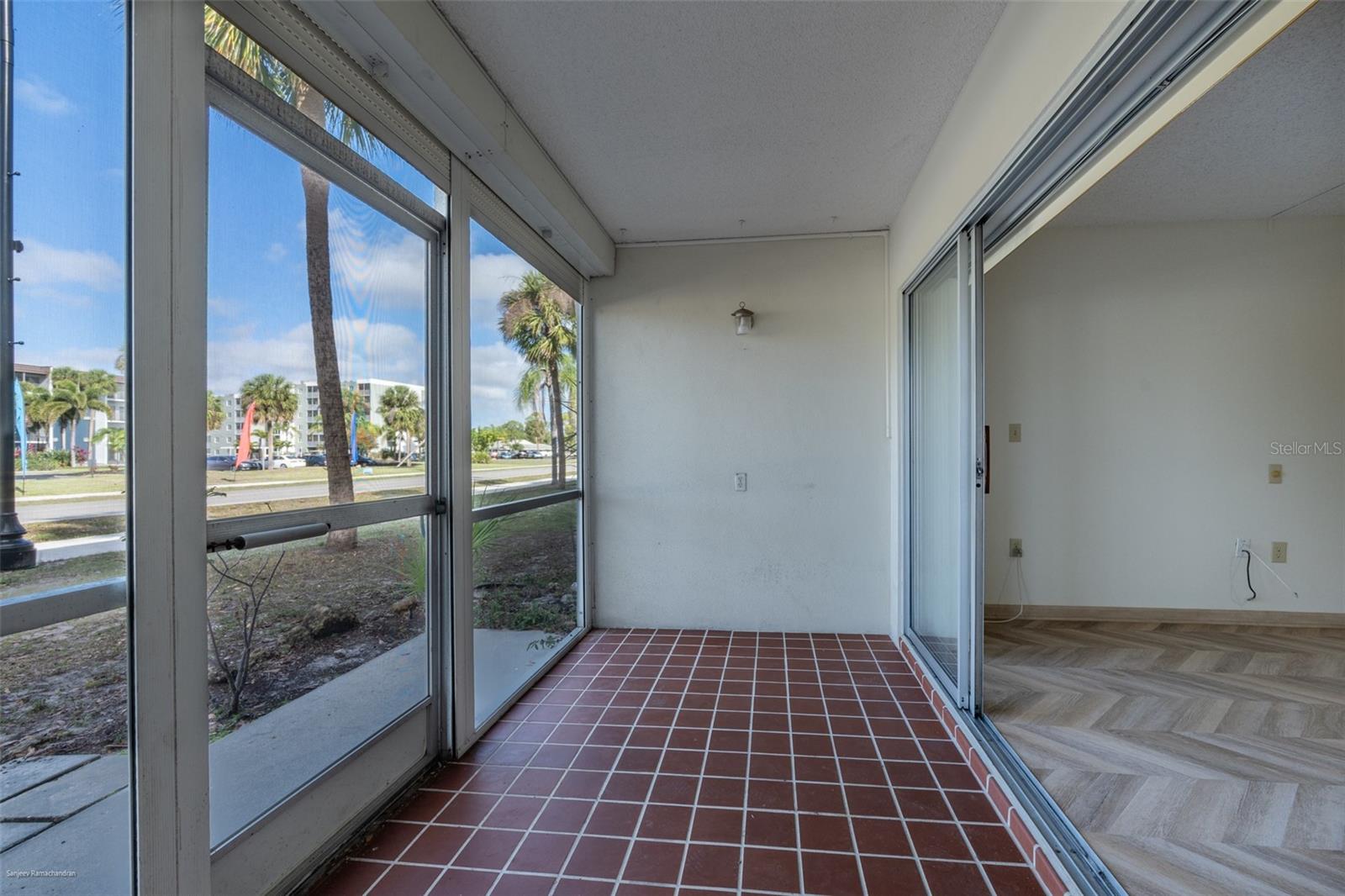 REGENCY HOUSE - Residential Lease