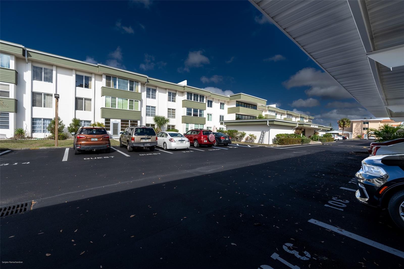 REGENCY HOUSE - Residential Lease