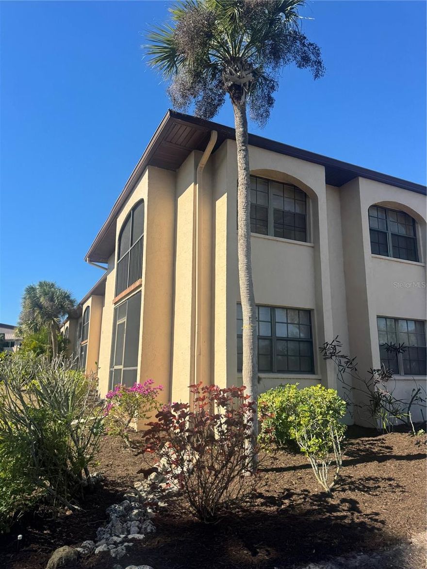 Two bedroom two bath corner unit in Rolls Landing on the top floor. Ceramic tile throughout the condo, beautiful view of the fountain and the pond. Beautiful grounds, tennis courts, heated pool, hot tub, fitness center, clubhouse. Outdoor barbecue grill for all kinds of get-togethers. One of the most amazing communities in Port Charlotte. Amazing neighbors, half a mile to the beautiful Sunseeker resort. Five minutes to downtown Punta Gorda where you will find beautiful restaurants and bars on the water absolutely amazing area 2 miles from exit 167 on Harborview centrally located off of exit 167. You are 45 minutes away from Fort Myers airport 45 minutes away to Sarasota airport an hour and a half to Tampa. 2 1/2 hours to Orlando there is a beautiful fishing pier that is getting rebuilt that will be ready within the next 45 days.